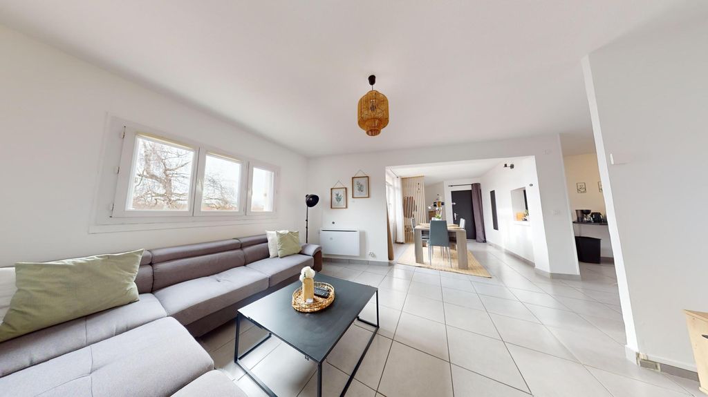 Achat appartement à vendre 3 pièces 83 m² - Villefontaine