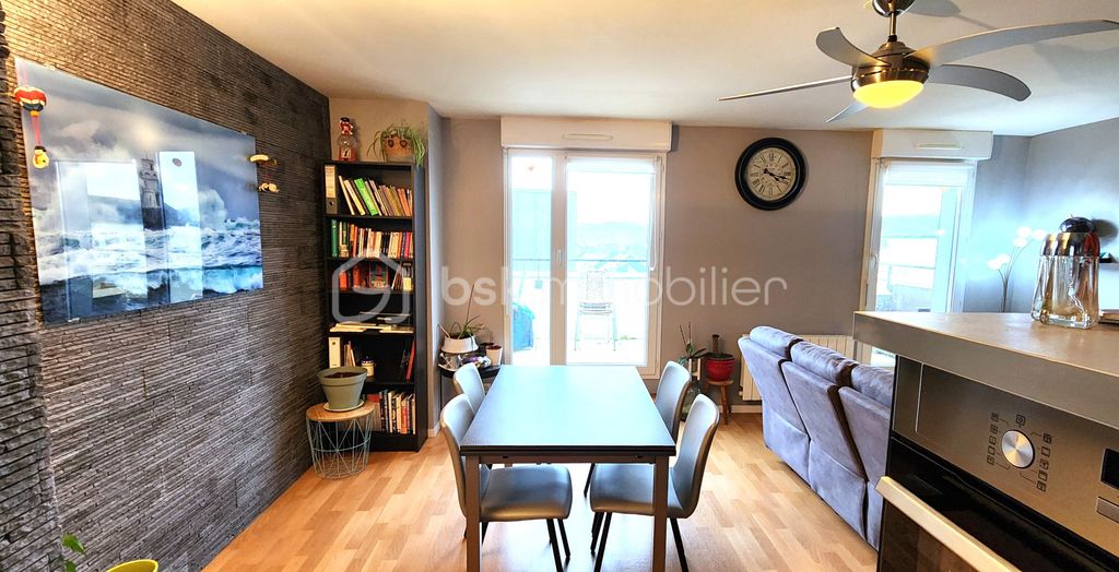 Achat appartement à vendre 3 pièces 68 m² - Orgères
