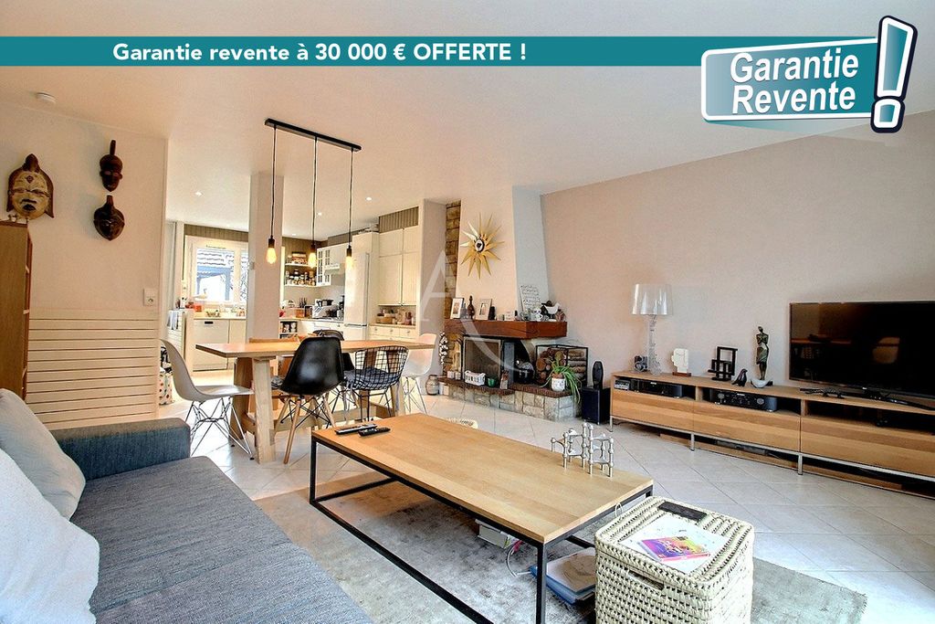 Achat maison à vendre 4 chambres 111 m² - Maurepas