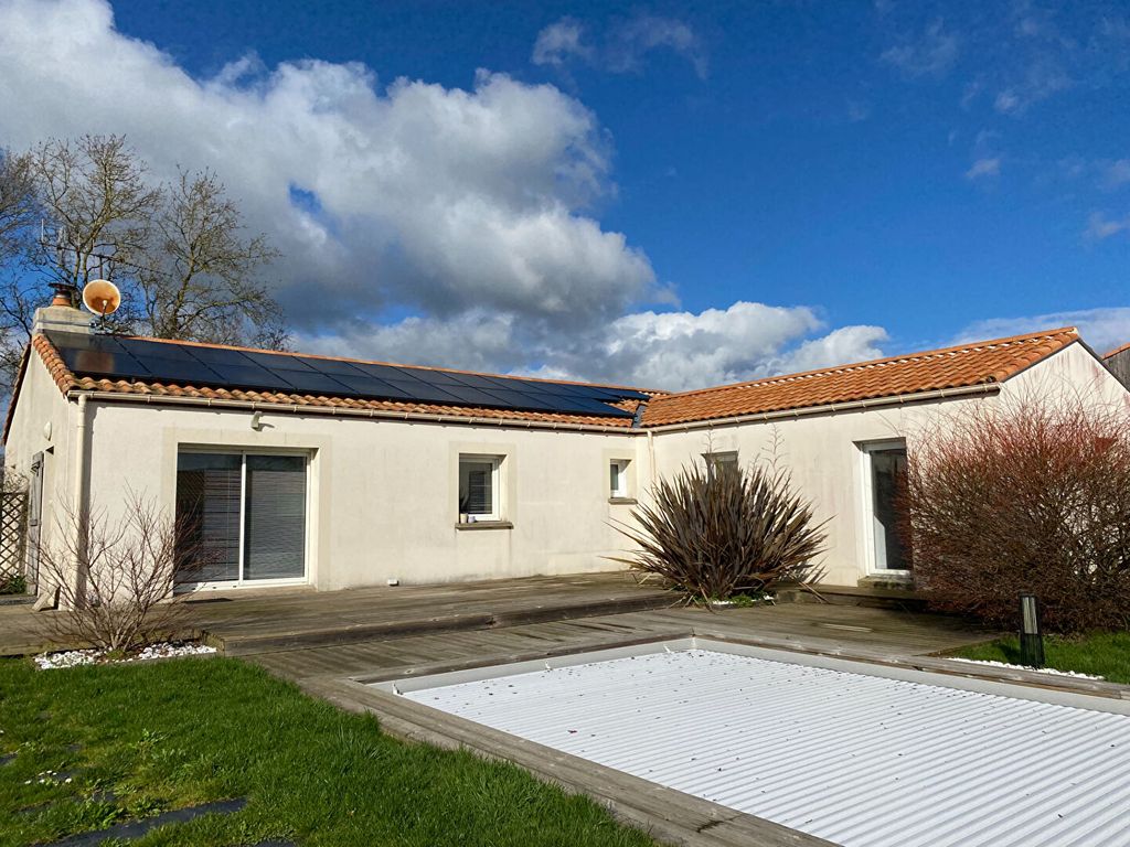 Achat maison à vendre 4 chambres 132 m² - La Marne