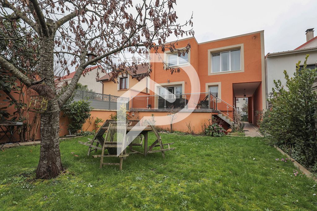 Achat maison à vendre 5 chambres 146 m² - Clamart