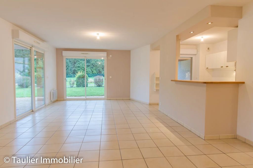 Achat appartement à vendre 5 pièces 100 m² - Saint-Marcellin