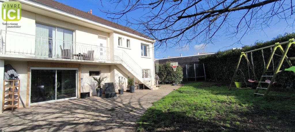 Achat maison à vendre 3 chambres 137 m² - Carquefou