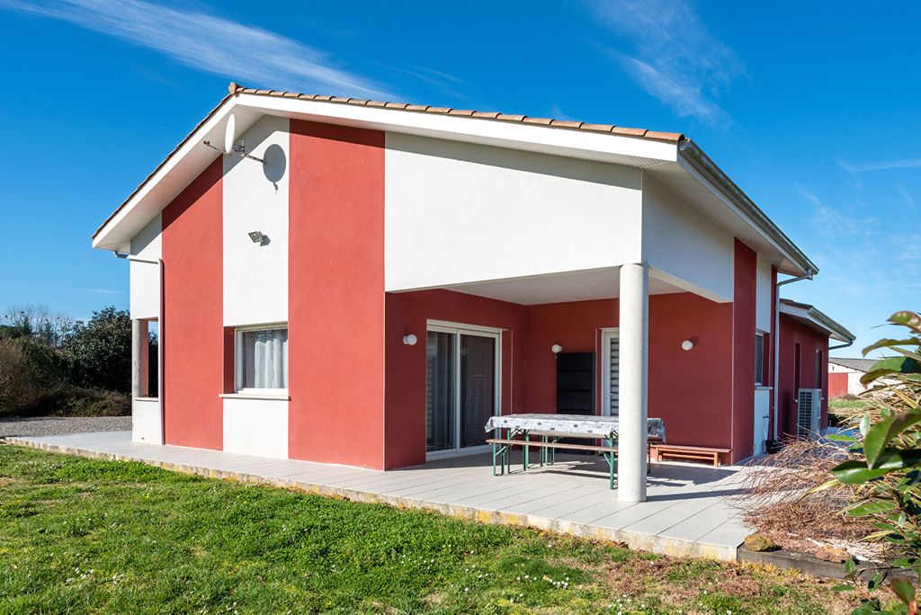 Achat maison à vendre 3 chambres 140 m² - Tilh