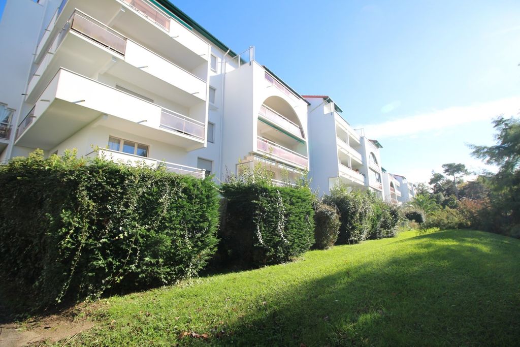 Achat appartement à vendre 2 pièces 49 m² - Bayonne