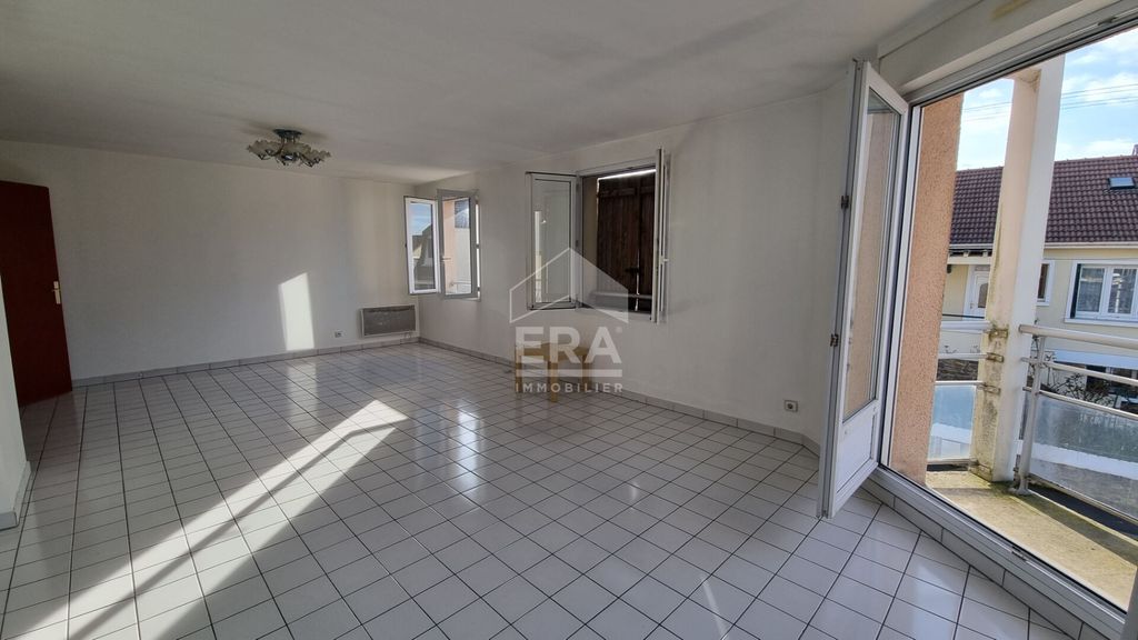 Achat appartement à vendre 5 pièces 112 m² - Neuilly-sur-Marne