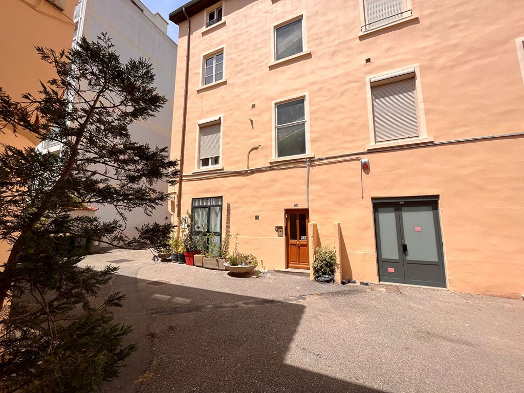 Achat appartement à vendre 2 pièces 31 m² - Lyon 6ème arrondissement