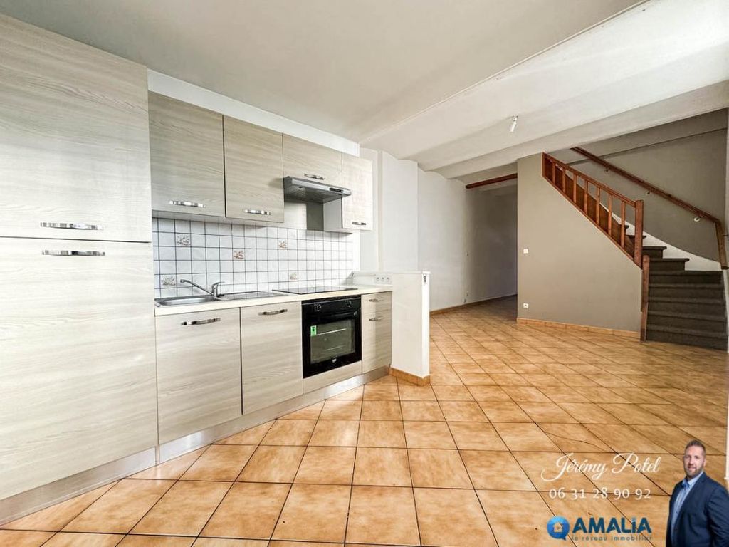 Achat maison à vendre 2 chambres 81 m² - Maing