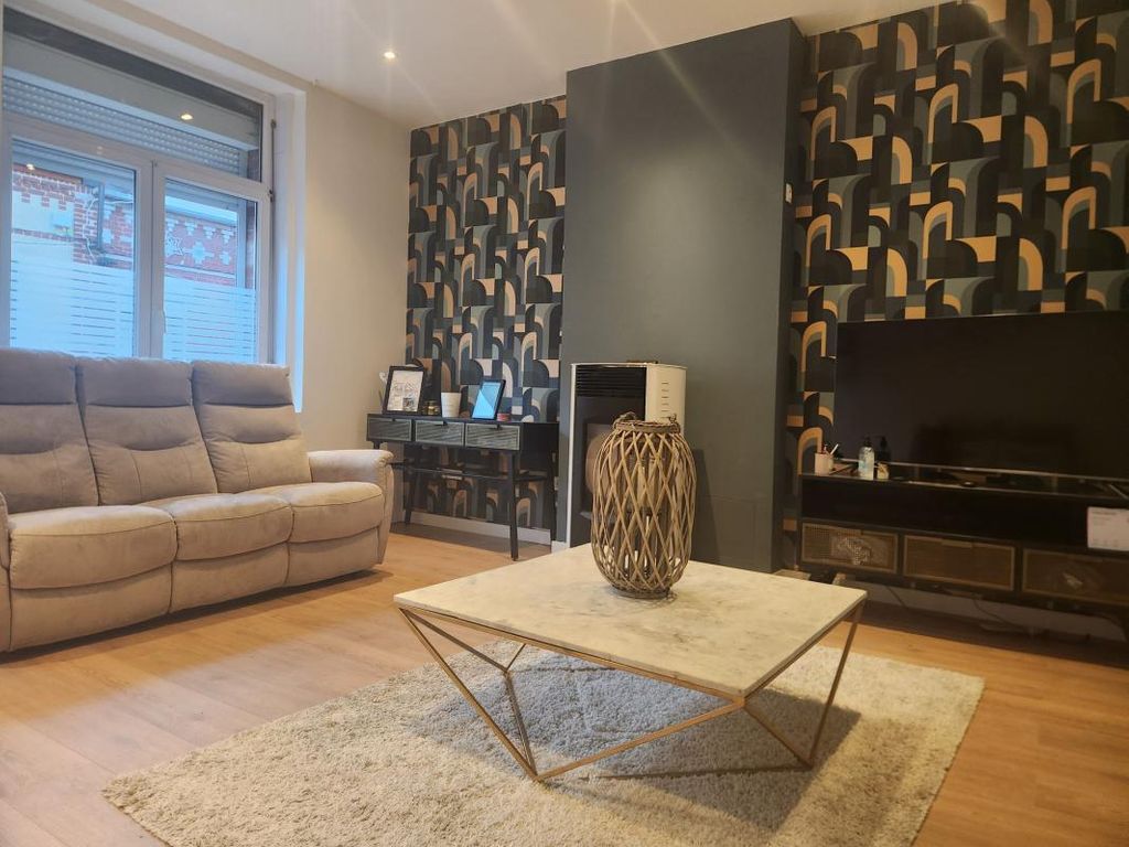 Achat maison à vendre 4 chambres 110 m² - Caudry