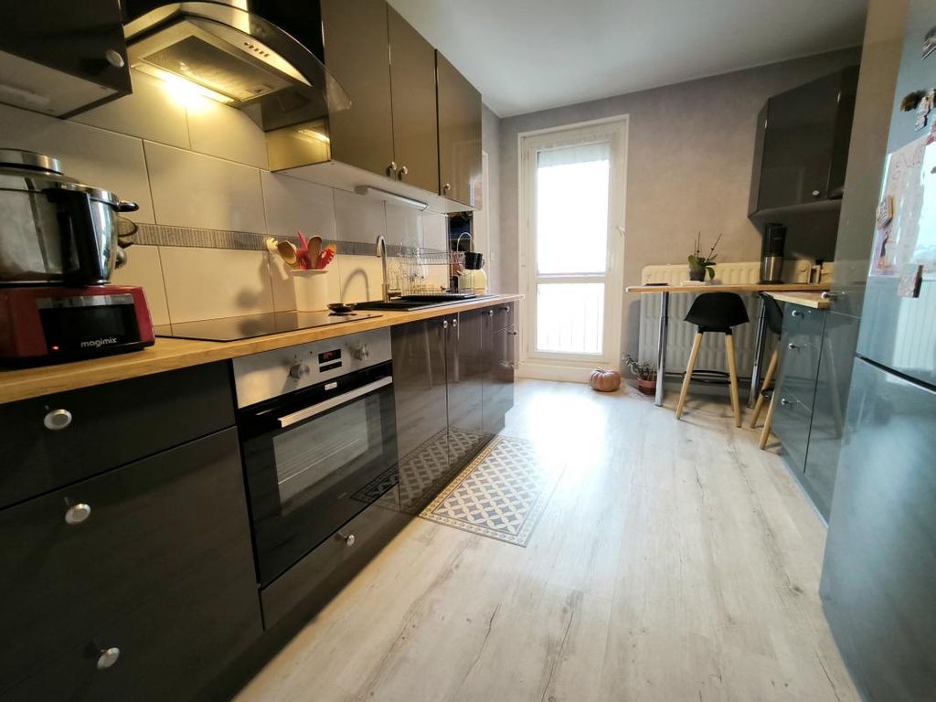 Achat appartement à vendre 4 pièces 75 m² - Cambrai