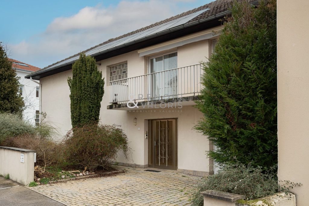 Achat maison à vendre 5 chambres 197 m² - Essey-lès-Nancy