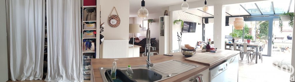 Achat maison à vendre 4 chambres 150 m² - Ferrières