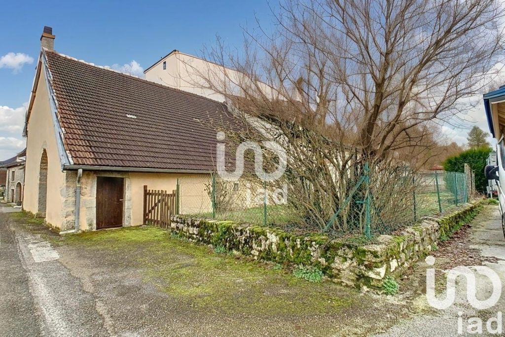 Achat maison à vendre 4 chambres 135 m² - Cernon