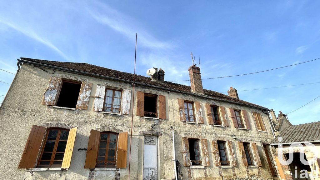Achat maison à vendre 4 chambres 166 m² - Villeneuve-sur-Yonne