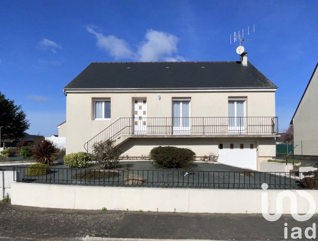 Achat maison à vendre 3 chambres 88 m² - Château-Gontier