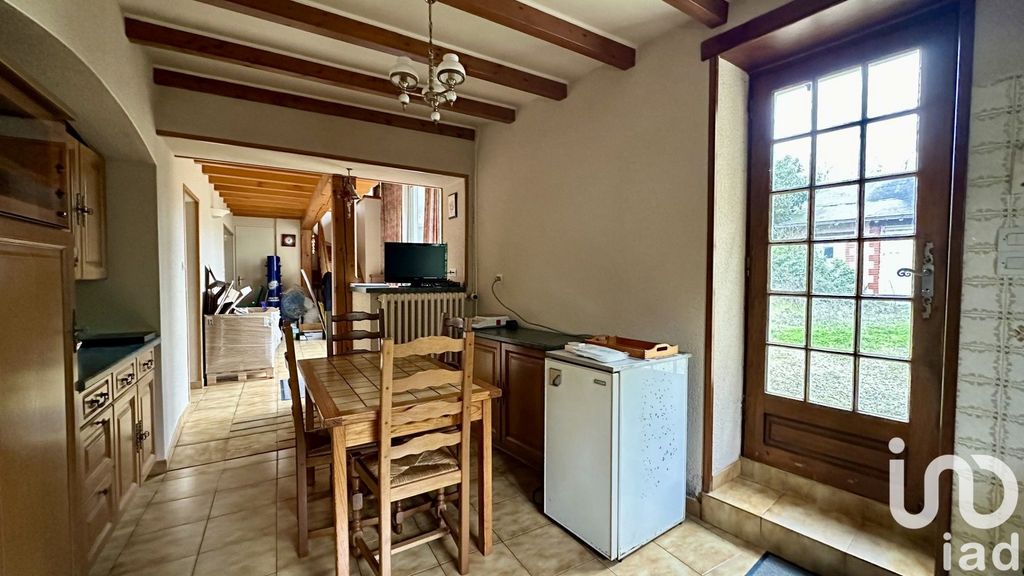 Achat maison à vendre 4 chambres 235 m² - Saint-Jacques-de-Thouars