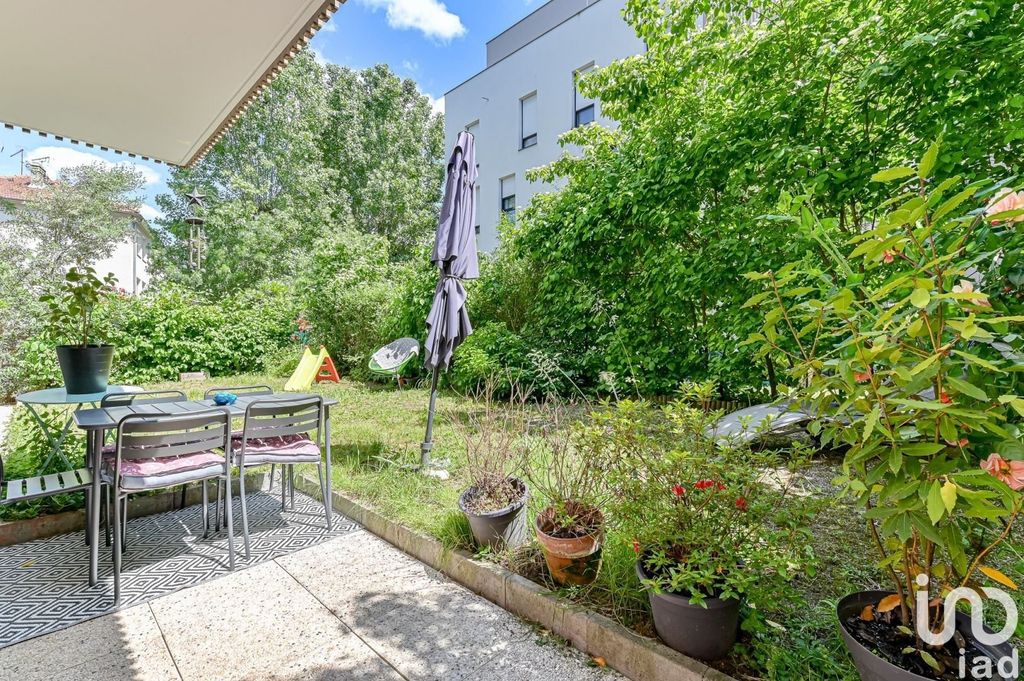 Achat appartement à vendre 4 pièces 76 m² - Nanterre