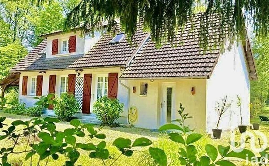 Achat maison à vendre 3 chambres 107 m² - Saint-Hilaire-les-Andrésis