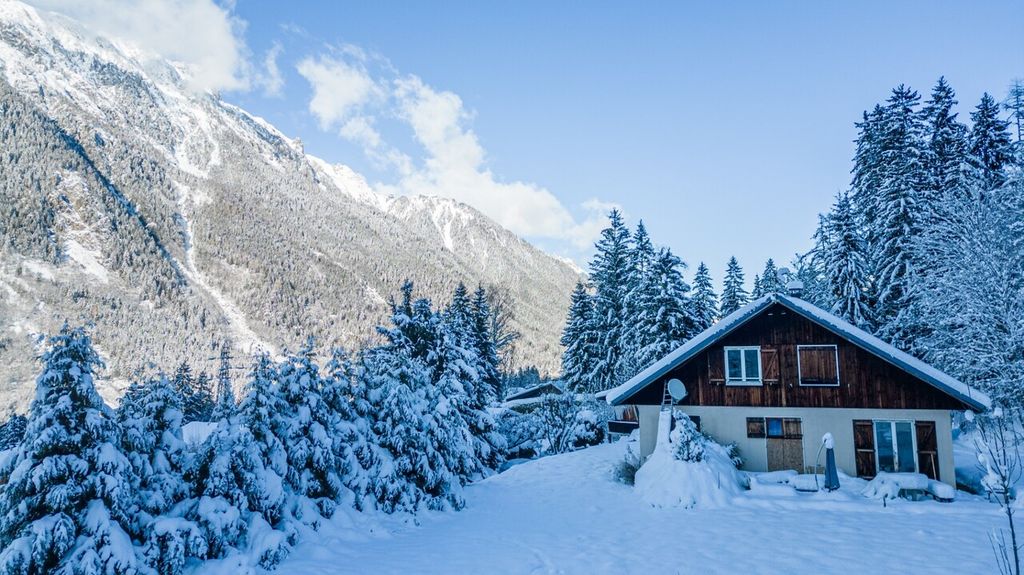 Achat maison à vendre 4 chambres 198 m² - Chamonix-Mont-Blanc