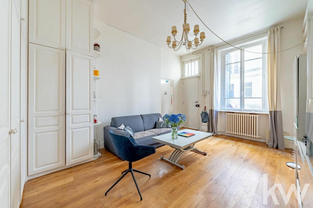 Achat appartement à vendre 2 pièces 46 m² - Paris 15ème arrondissement