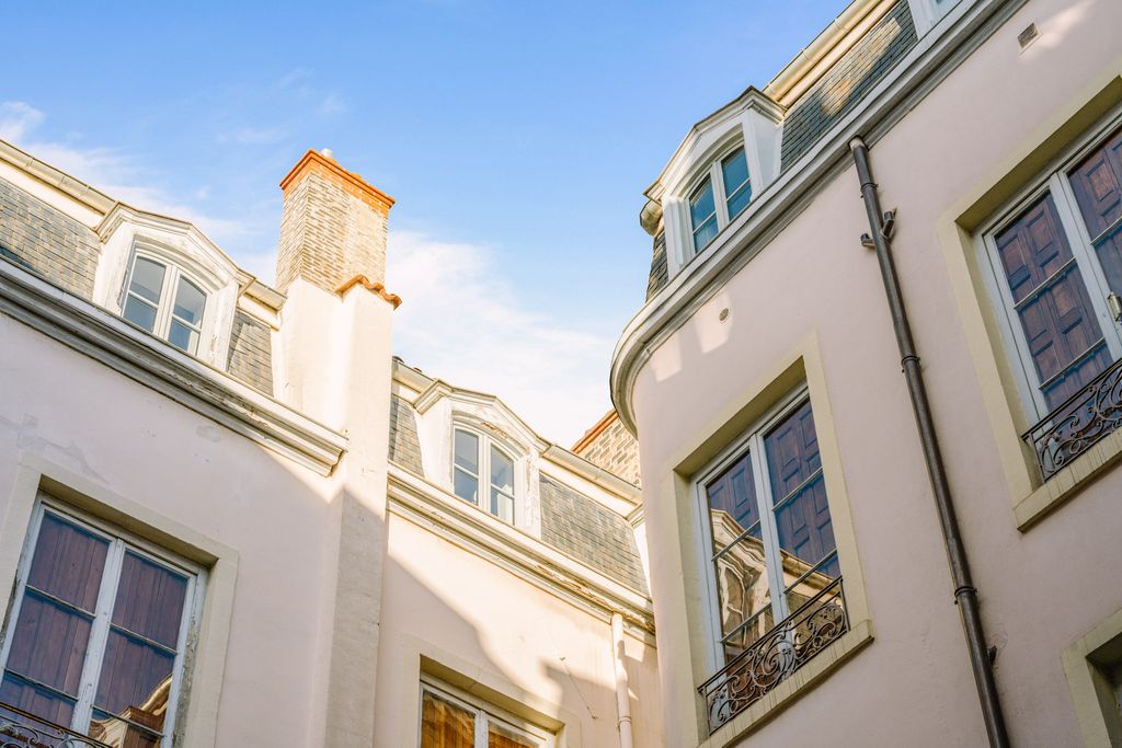 Achat appartement à vendre 4 pièces 121 m² - Lyon 2ème arrondissement