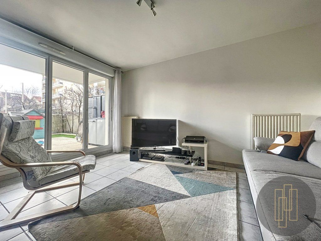 Achat appartement à vendre 3 pièces 55 m² - Villefranche-sur-Saône