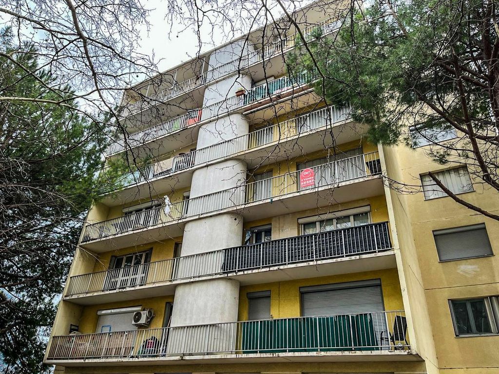 Achat appartement à vendre 3 pièces 71 m² - Avignon