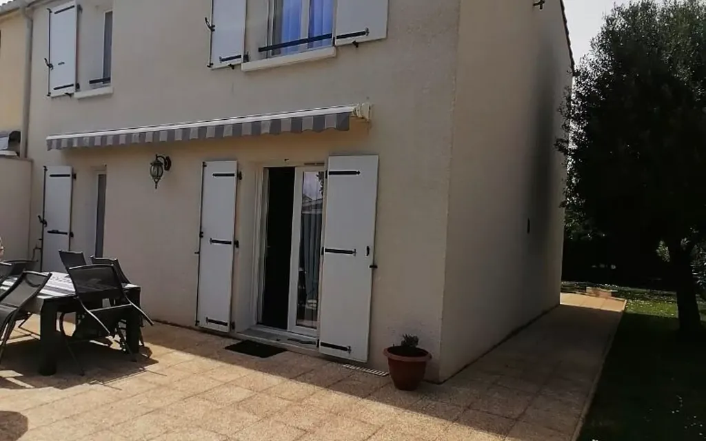 Achat maison à vendre 3 chambres 102 m² - Saint-Georges-de-Didonne