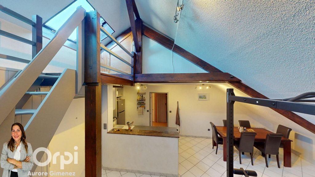 Achat appartement à vendre 3 pièces 78 m² - La Roche-sur-Foron