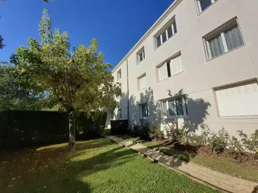 Achat appartement à vendre 4 pièces 63 m² - Carrières-sur-Seine