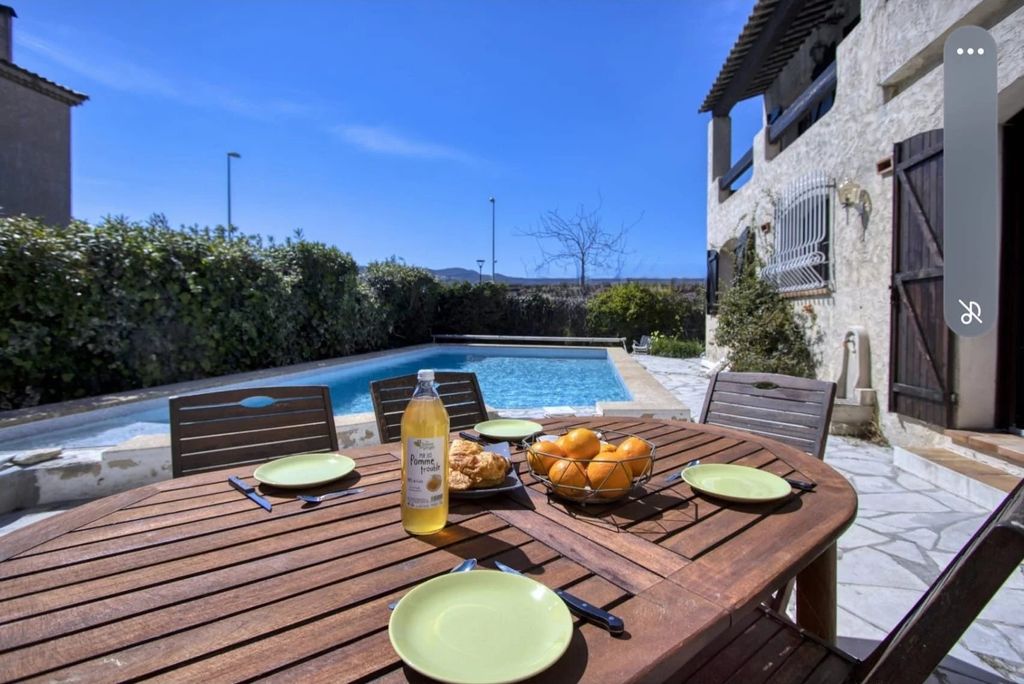 Achat maison à vendre 5 chambres 169 m² - La Ciotat