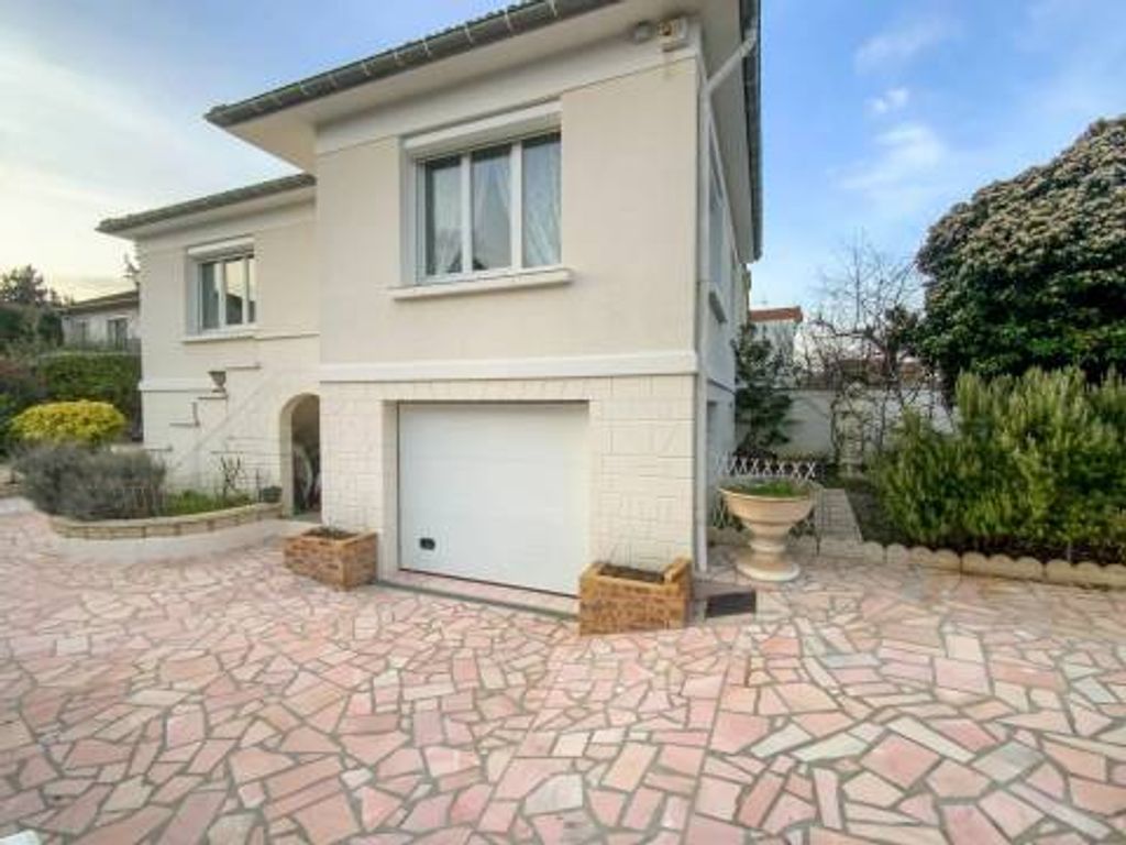 Achat maison à vendre 2 chambres 74 m² - Le Raincy