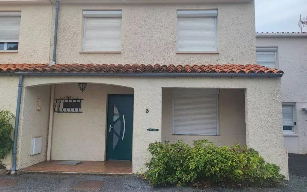 Achat maison à vendre 4 chambres 100 m² - Aussillon