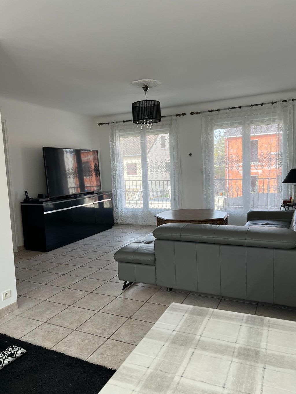 Achat maison à vendre 2 chambres 115 m² - Le Mesnil-Saint-Denis