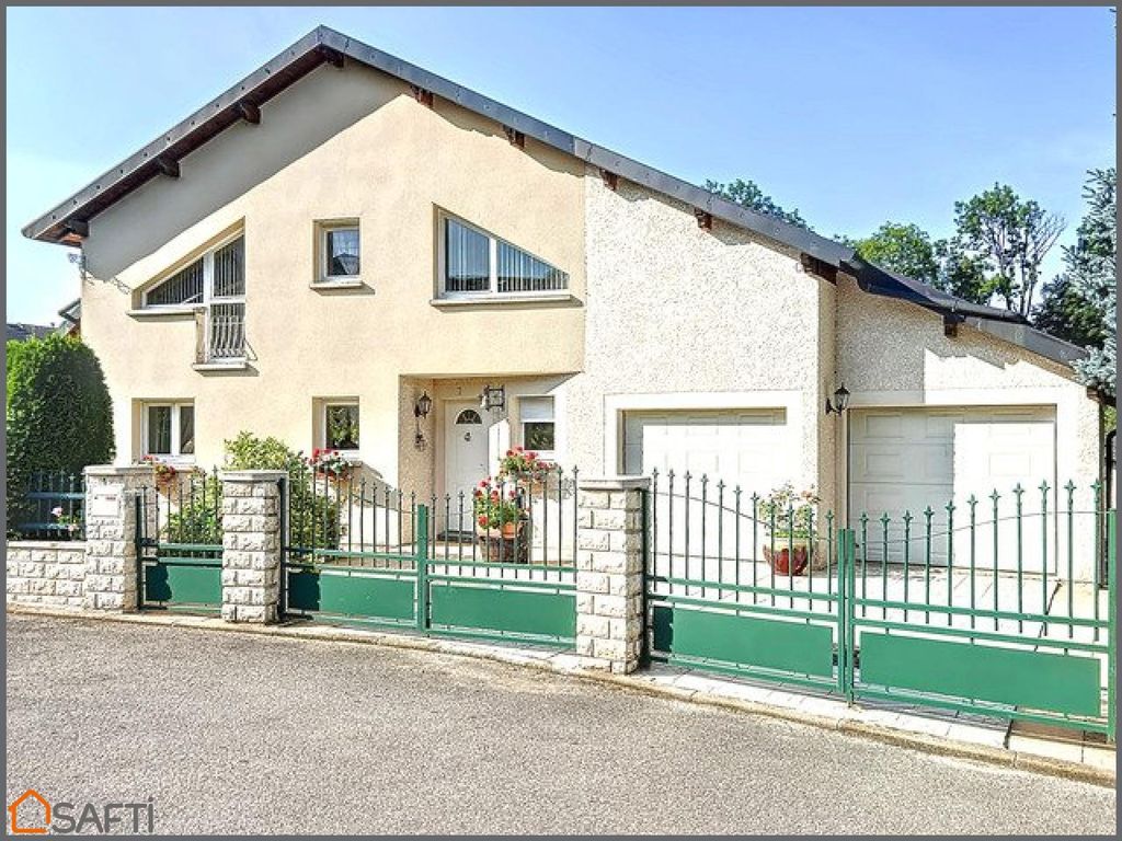 Achat maison à vendre 4 chambres 153 m² - Pontarlier