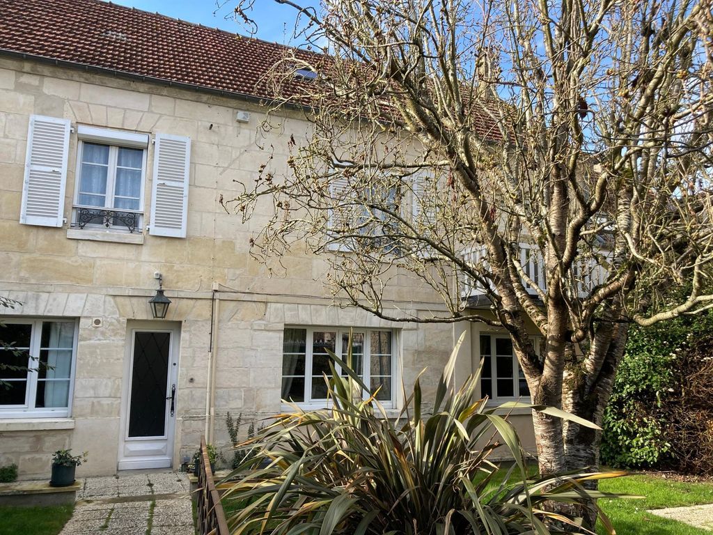 Achat maison à vendre 5 chambres 186 m² - Gouvieux