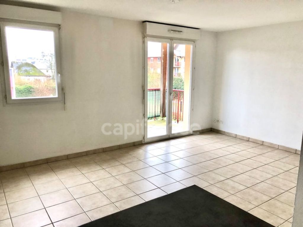 Achat appartement à vendre 2 pièces 42 m² - La Rivière-Saint-Sauveur