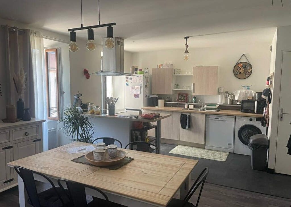 Achat appartement à vendre 3 pièces 71 m² - Faverges-Seythenex