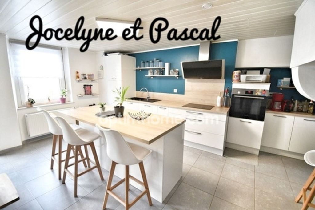 Achat maison à vendre 3 chambres 130 m² - Ville-Houdlémont