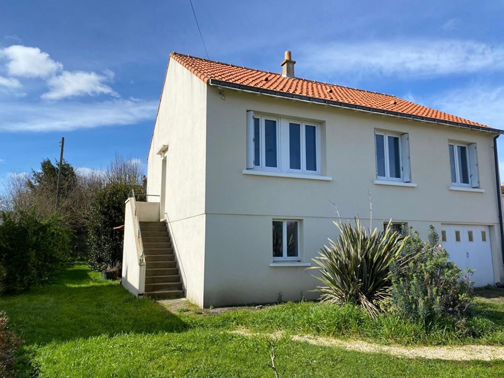 Achat maison à vendre 3 chambres 100 m² - Sainte-Pazanne