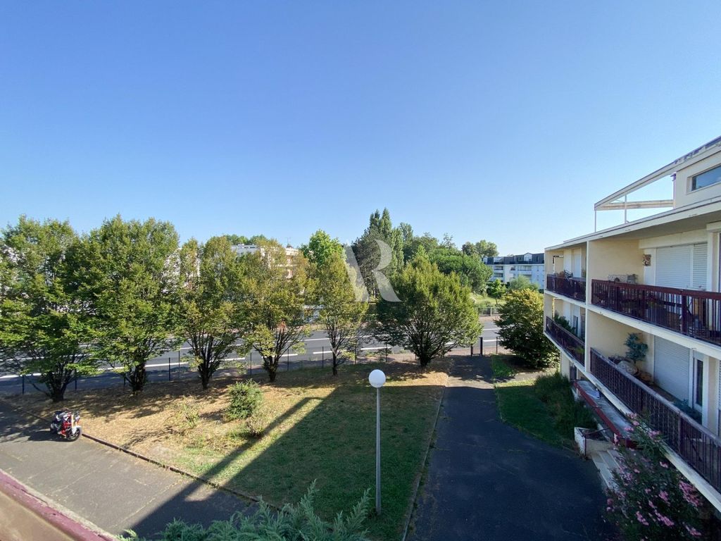 Achat appartement à vendre 2 pièces 45 m² - Mérignac