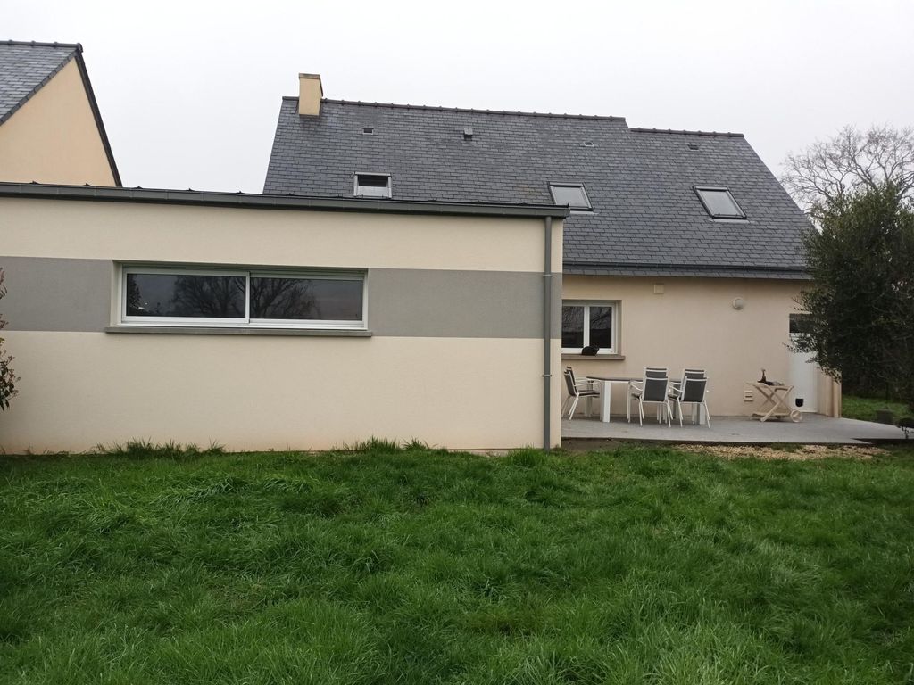 Achat maison à vendre 4 chambres 140 m² - Montauban-de-Bretagne