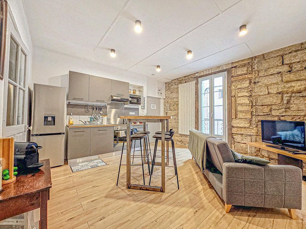 Achat maison à vendre 3 chambres 121 m² - Pézenas