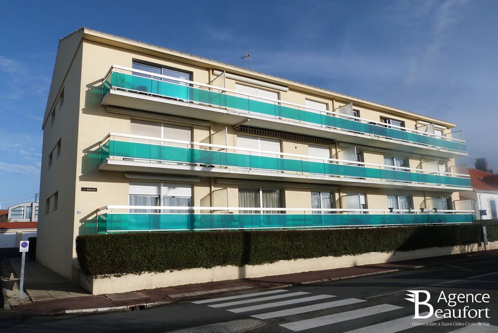 Achat appartement à vendre 2 pièces 45 m² - Saint-Gilles-Croix-de-Vie