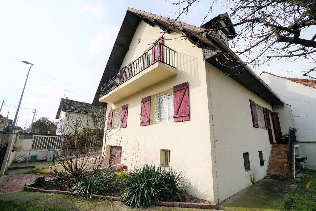 Achat maison à vendre 4 chambres 140 m² - Aulnay-sous-Bois