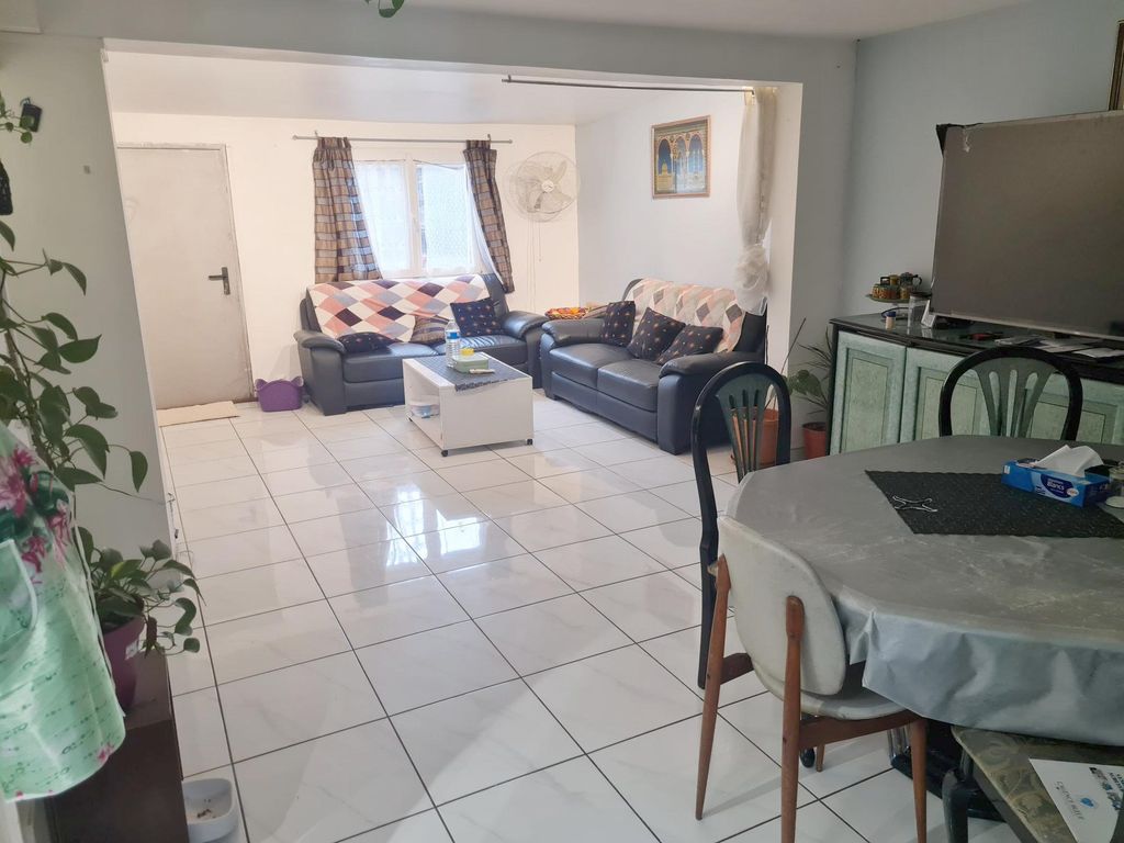 Achat maison à vendre 4 chambres 84 m² - Goussainville