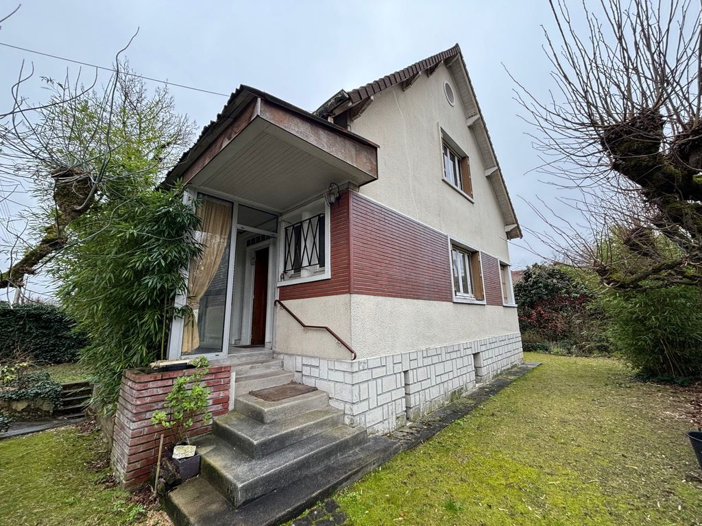 Achat maison à vendre 6 chambres 150 m² - Eaubonne