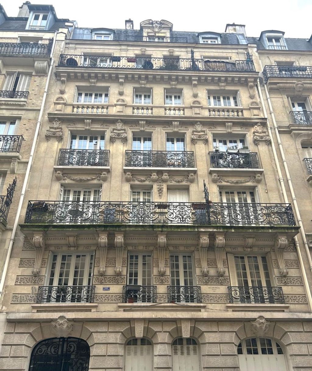 Achat appartement à vendre 2 pièces 42 m² - Paris 18ème arrondissement