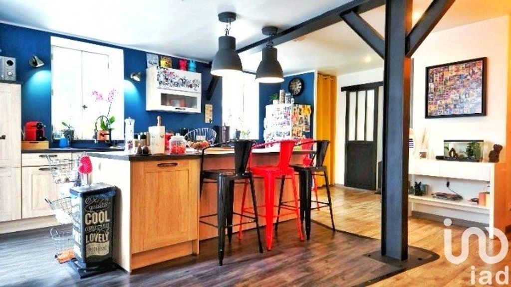 Achat maison à vendre 3 chambres 140 m² - Saint-Jean-de-la-Porte
