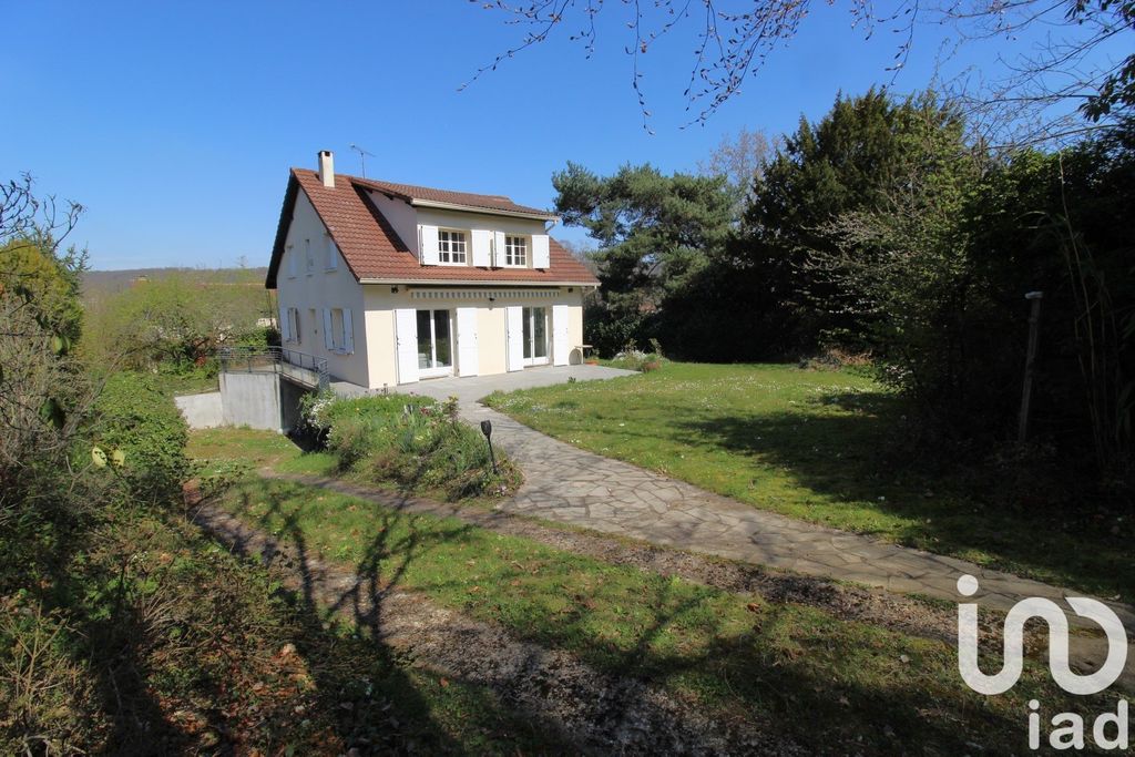 Achat maison à vendre 4 chambres 151 m² - Gif-sur-Yvette